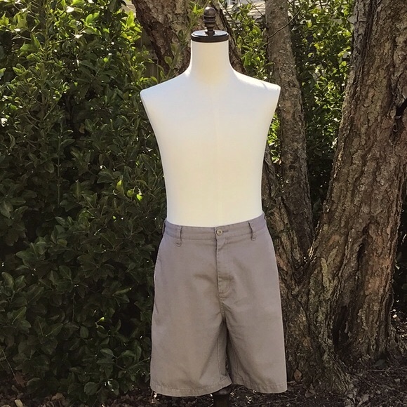 Quicksilver Men’s Khaki Shorts - Picture 2 of 12